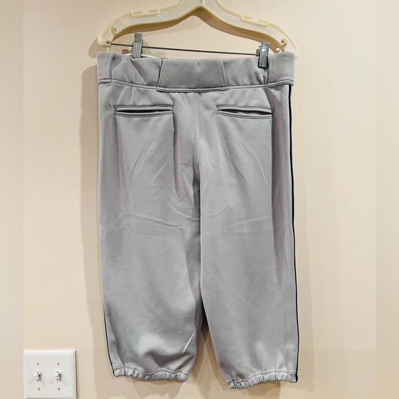 🔥New Balance Pants🔥 - Picture 2 of 6